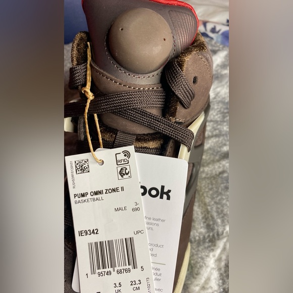 2023 Reebok Pump Omni Zone 2 'Valentine's Day Sz. 4.5 Mens/Sz. 6.5 Women’s - Picture 15 of 16